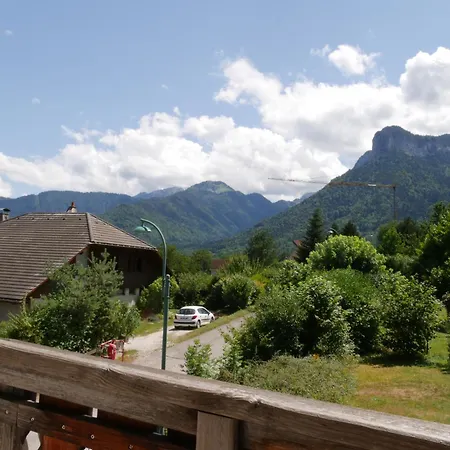 Appartement 4 Personnes Lac D'Annecy Lathuile Exterior foto